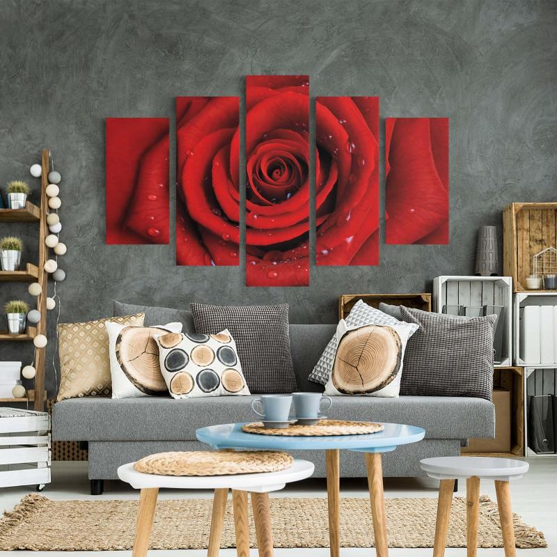 Päťdielny obraz Červená ruža s kvapkami vody