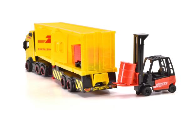 DHL Nákladné auto Volvo FH 16 s vysokozdvižným vozíkom 35 cm